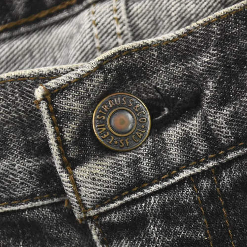00s Vintage Made in Japan Levi's 505 Tapered W30 x L34 Black 00s Vintage Made in Japan Levi's 505 Tapered W30 x L34 Black