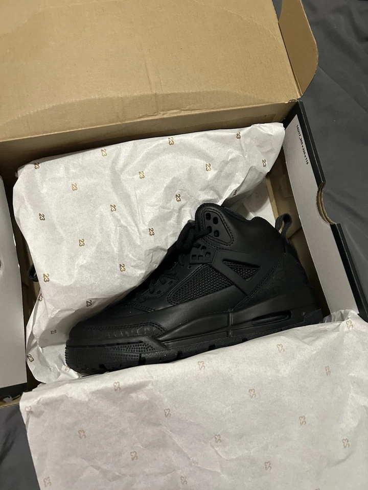 2023 Nike Air Jordan Spizike Winterized FD4653-001 Shoes! Size 5Y Sold As Is! - Image 1 of 2