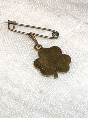 Small Saint Clover Saint Italy Charm Pendant - Picture 3 of 4
