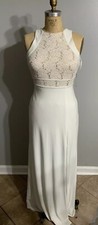 NWT Ladies White Floor Length Evening Gown Size 4