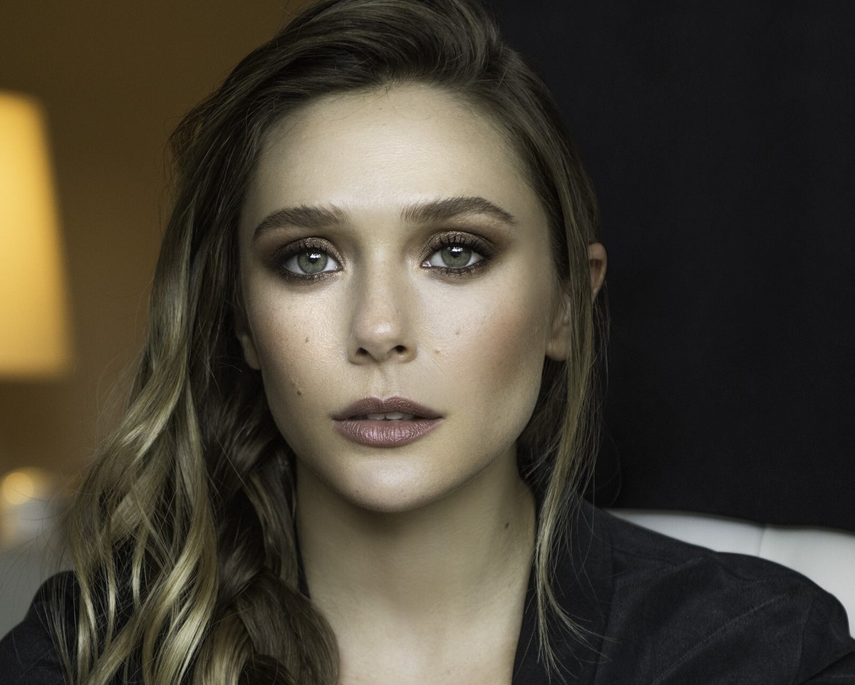⭐︎Elizabeth Olsen⭐︎23枚限定 Exquisite SEXY ELIZABETH OLSEN 8x10 PHOTO * | eBay