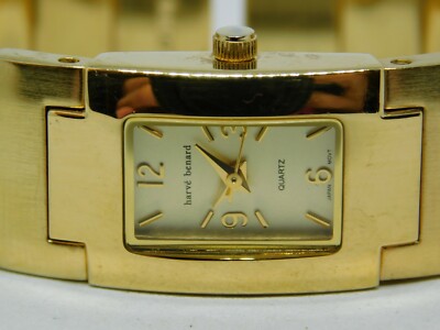 Harve Benard Gold Tone Quartz Analog Ladies Watch Sz. 6 1/2  display picture 1