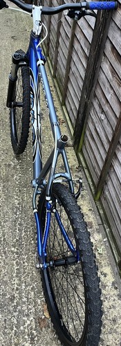 New rare DDG Axis X.C. Mountain Bike 19" large frame with extras 26" wheels - Picture 7 of 9