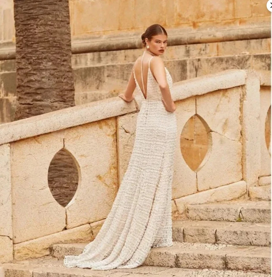Vestido de novia BHLDN Theodora con cuentas de encaje cuello en V nuevo con etiquetas talla 0 Foto 2 de 4