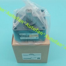 ONE New VEXTA Oriental Motor Reducer GF4G50 DC Brushless