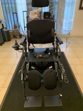 QUICKIE S636 CUSTOM POWER WHEELCHAIR
