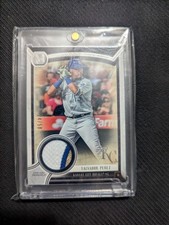 Topps 2018 Museum Collection Salvador Perez Patch Relic 24/50