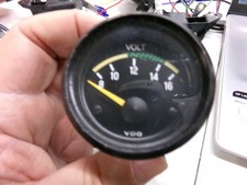 Vdo Cockpit Voltmeter Volt Display Instrument Vdo 332.30416