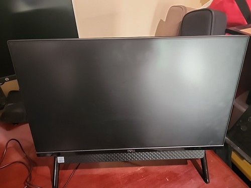 Dell Inspirion 5490 AIO 24" i3-10th Gen/16GB RAM/500GB SSD/Windows 11 Home