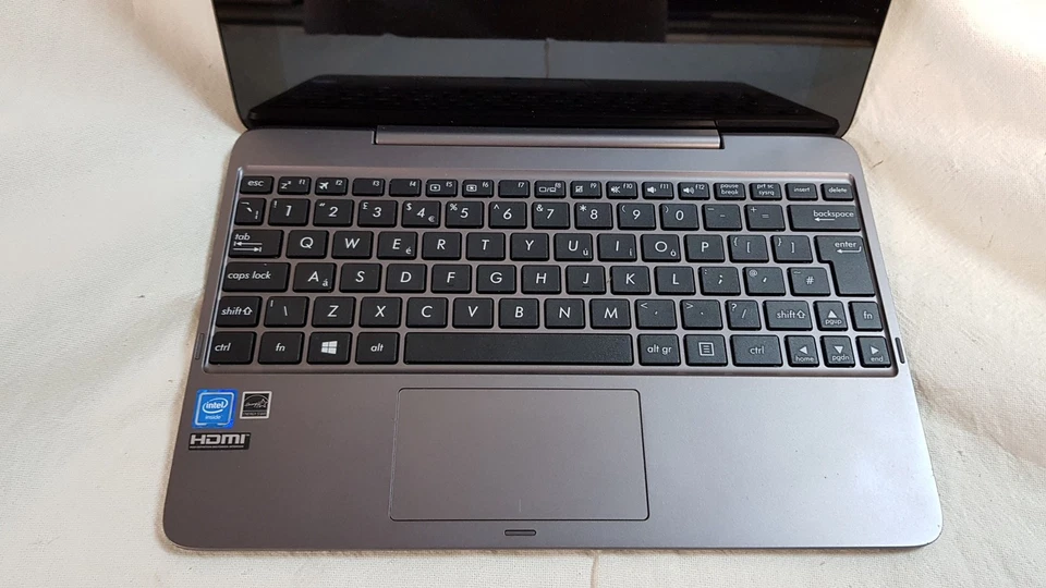 READ! Asus t100ha 10.1" Laptop Intel Atom X5-Z8500 2GB 64GB eMMC, NO OS - Image 2 of 4