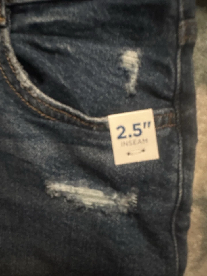 Arizona Jean Co Women's Size 11 Distressed Blue cuffed Jean Shorts - Image 3 of 4