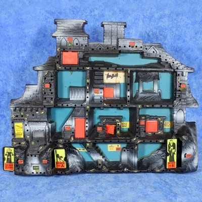 1962 Haunted House Game Large 3D HOUSE by IDEAL Halloween Display!