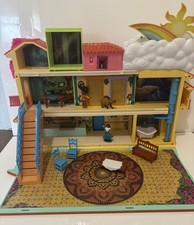 Disney Store Encanto The Madrigal Family Home Musical Figurine - Light Up Casa