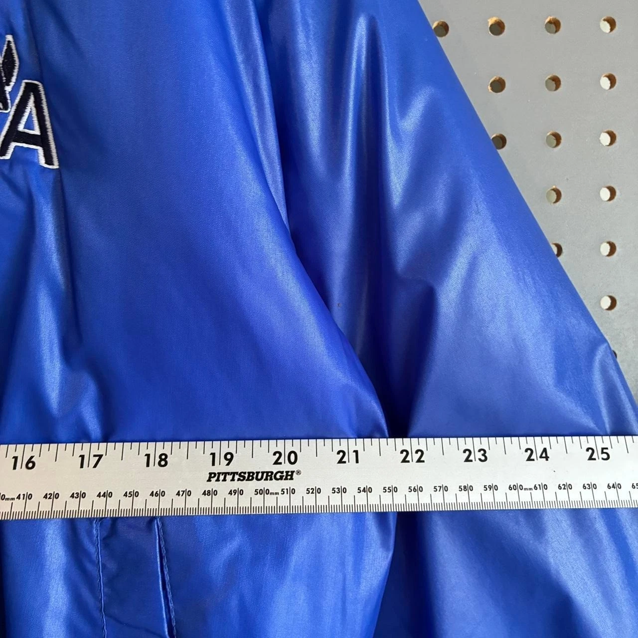 Vintage American Airlines Employee Bomber Jacket Adult Size Large - product detail image 7