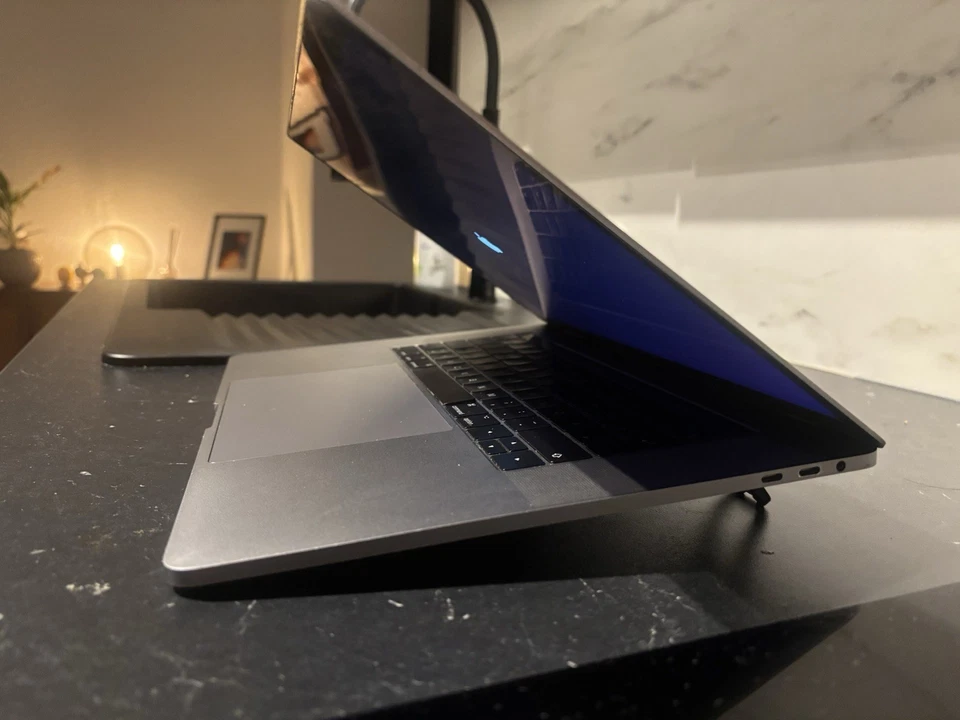 Apple MacBook Pro 15,4 Zoll, 512GB SSD, Intel Core I7 4. Gen, 3,50GHz, 16GB RAM