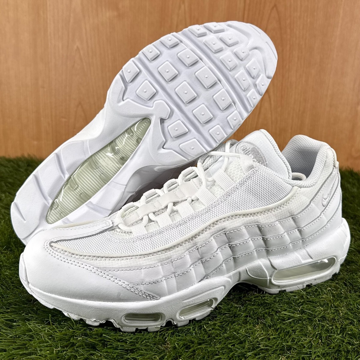 Nike Air Max 95 Essential White Grey Fog Sneakers CT1268-100 Men's Nike Air Max 95 Essential White Grey Fog Sneakers CT1268-100 Men's