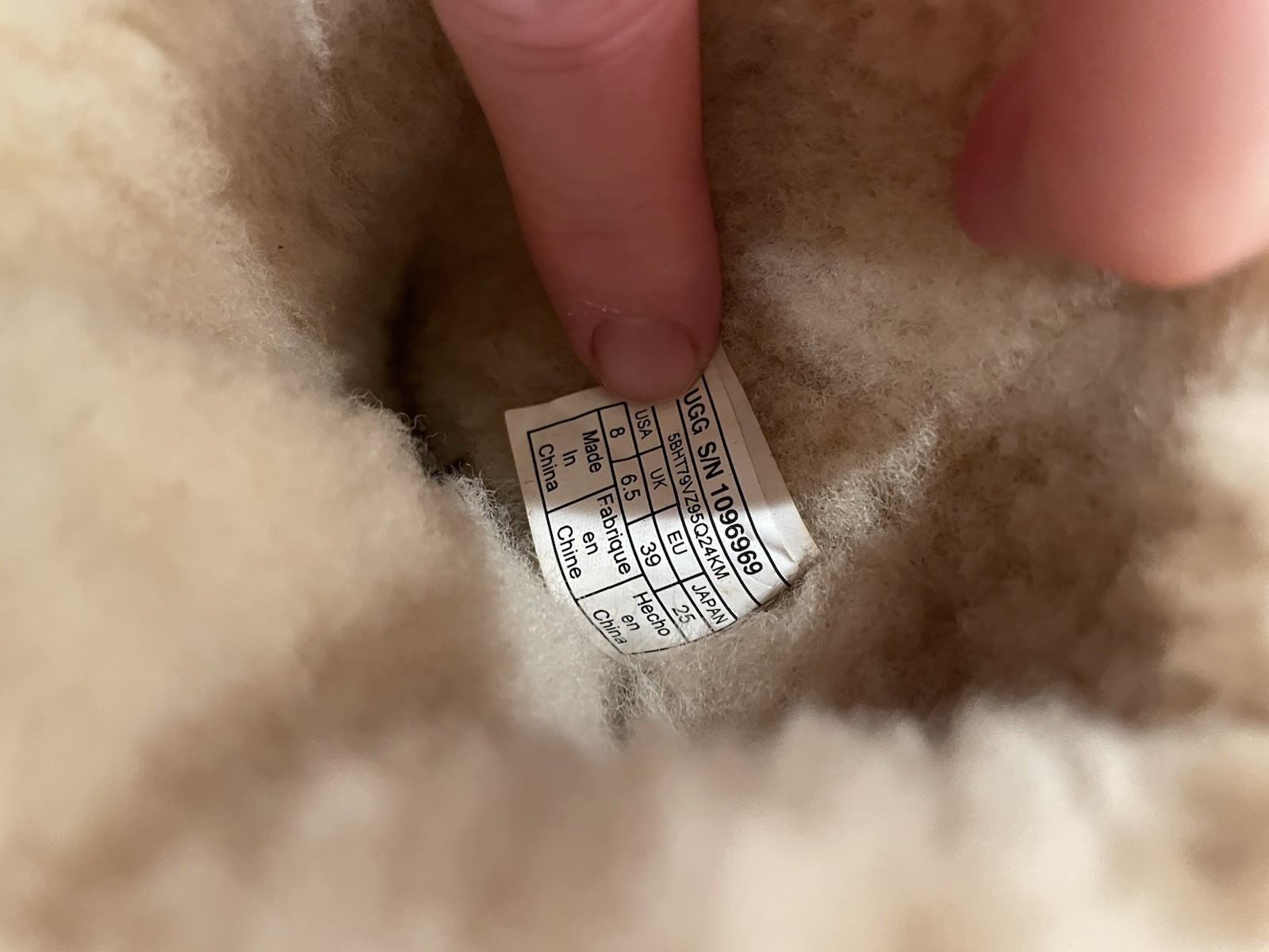 UGG Bailey Button Charm Boots Chestnut Sheepskin … - image 19