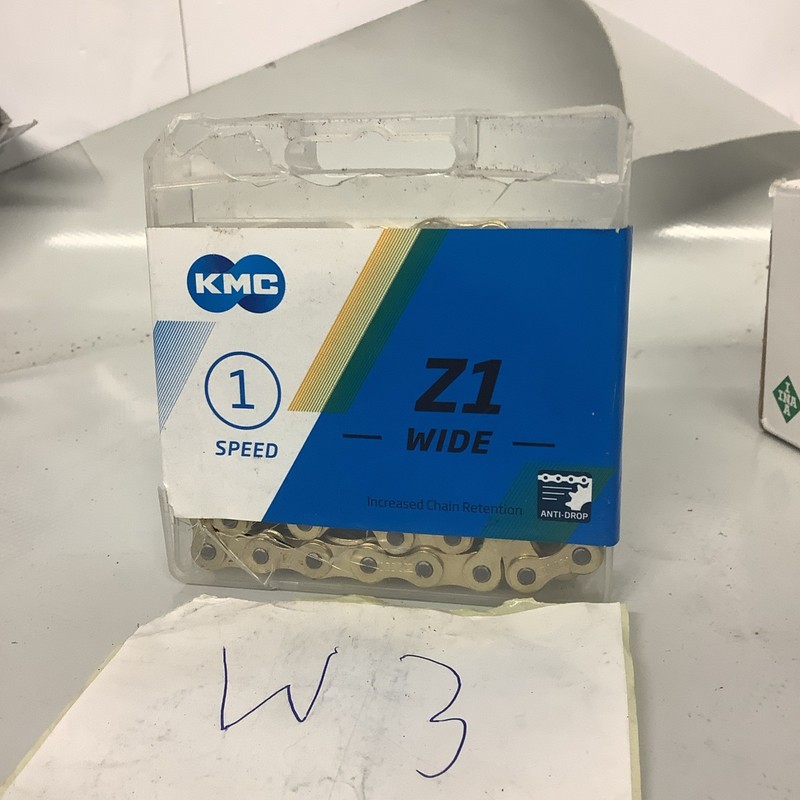 KMC Bike Chain Performance Bicycle Chain, Quality & Highly Compatible Z1