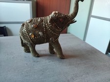 Elephant aus Messing mit Messingdraht verziehrt ,mit Achatsteinen...