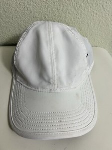 Nike Unisex DRI-Fit Featherlight Tennis Hat, White, CJ7082-100