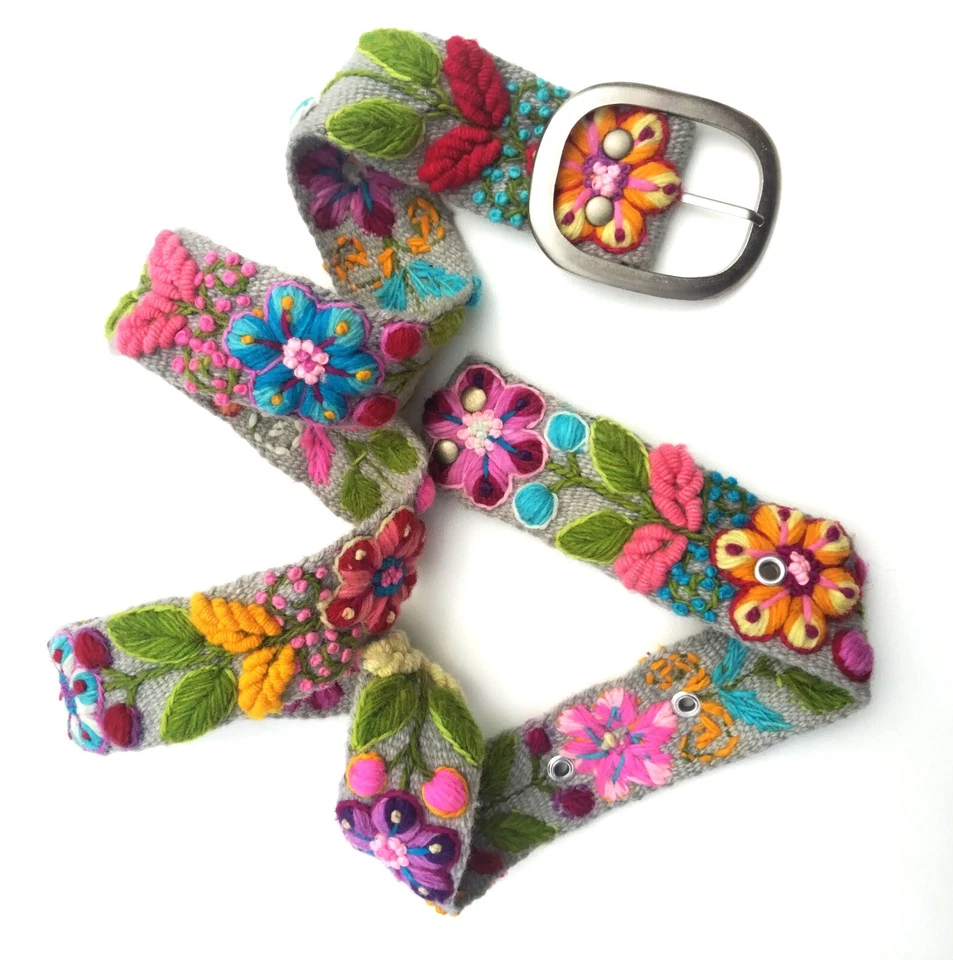 Cinturón Peruano Bordado a Mano Alma Soul 100% Lana Hecho a Mano Diseño Floral Boho Foto 2 de 4