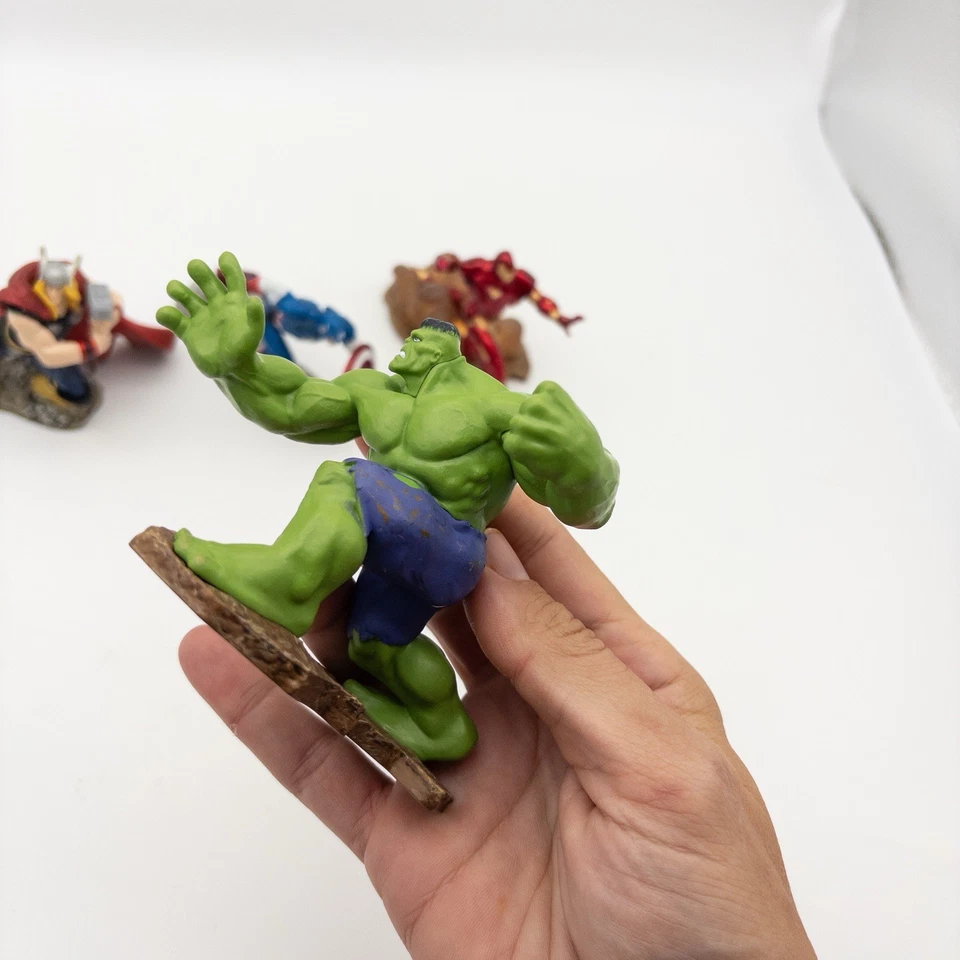 Juego de figuras de PVC Disney Store Marvel Avengers - 2011 - Thor, Hulk, Iron Man Foto 3 de 4