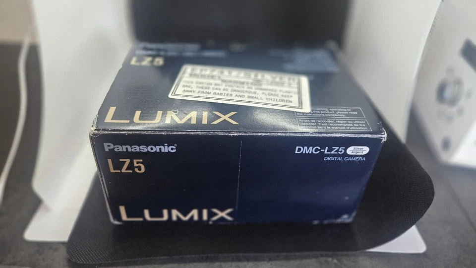 Panasonic Lumix DMC-LZ5 6MP Digital Camera Boxed With SD Card & Working, photo 2 of 5
