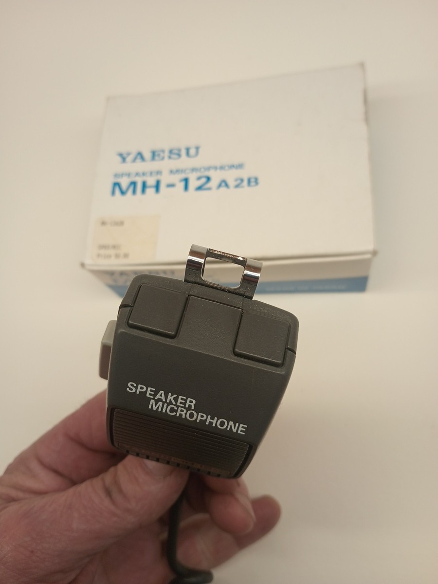 Genuine OEM Yaesu MH-18 A2B Speaker Microphone NEW in Box