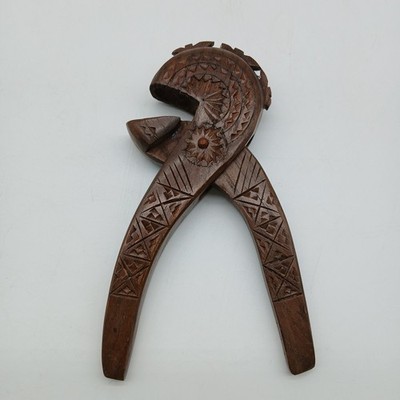 Vintage Deko Nussknacker aus Holz handgeschnitzt Volkskunst
