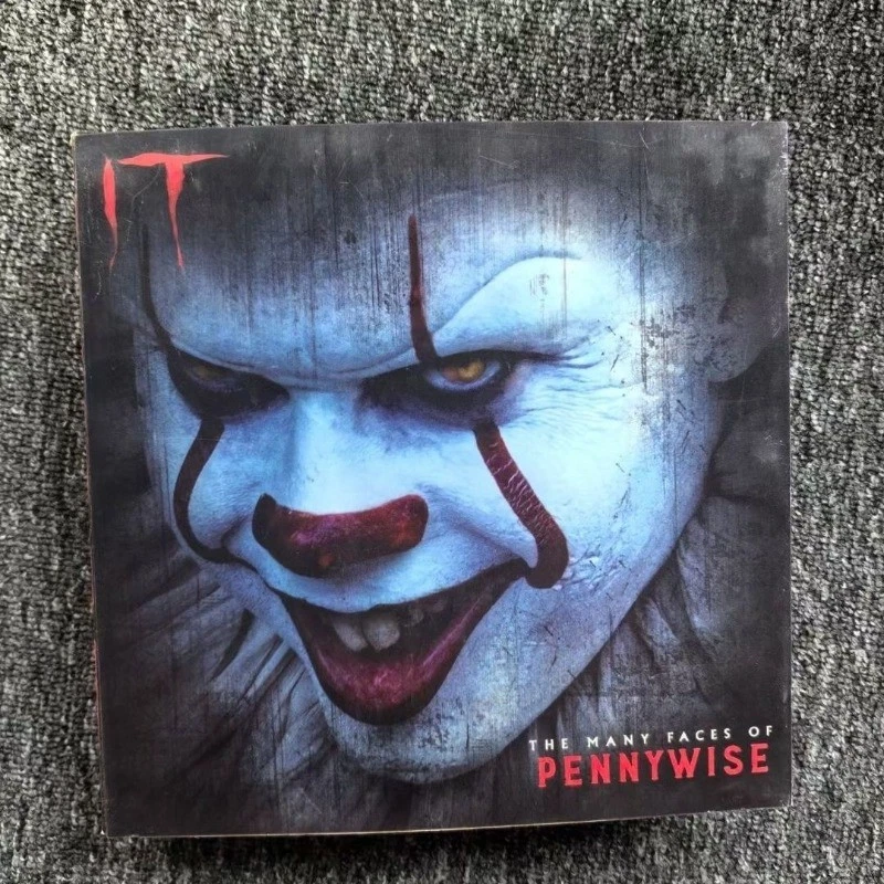 Figura de película de terror IT Pennywise multi cabeza esculpida edición de lujo juguete de 7 pulgadas Foto 2 de 2