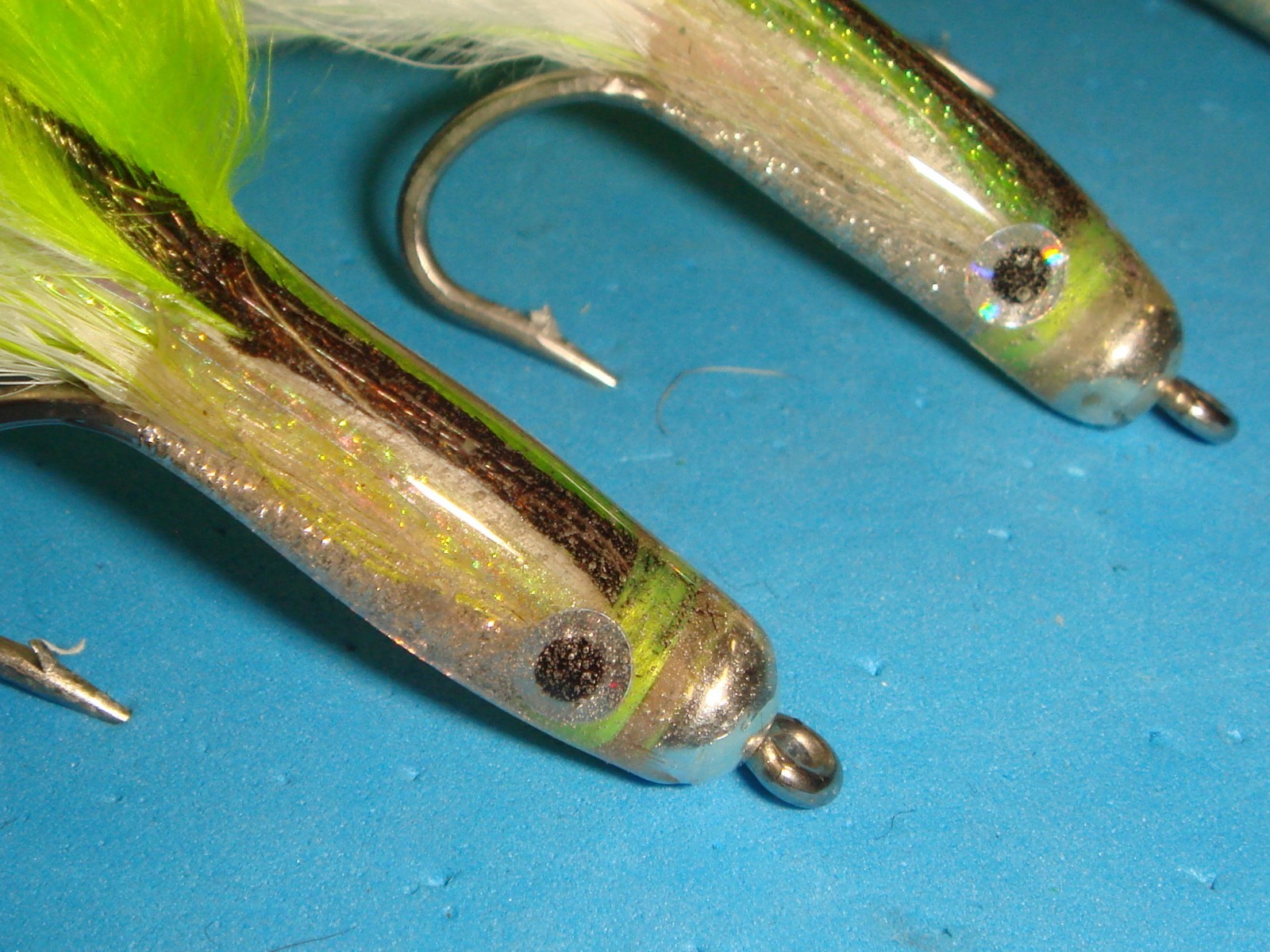 FLY FISHING FLIES - Chartreuse/White Deep SURF CANDY size 1/0 (3 ea.) w/ epoxy