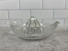 Vintage Clear Glass Orange Juicer Reamer For Citrus