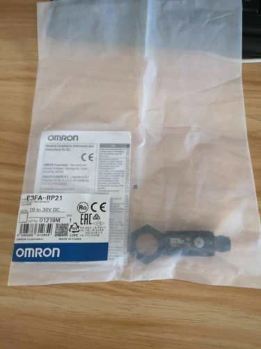 1PCS Omron E3FA-RP21  E3FARP21 Photoelectric Sensor -New Free Shipping #OM