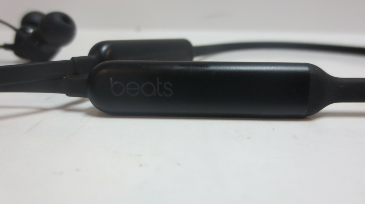 Beats by Dr. Dre A1763 Wireless In-Ear Headphone - Black