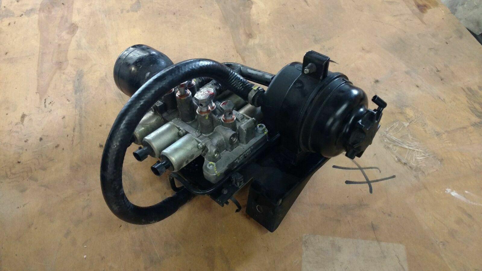 LAMBORGHINI GALLARDO MURCIELAGO TRANSMISSION HYDRAULIC VALVE UNIT OEM 086325181C