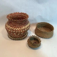 Lot of 3 Vintage Hand Woven Pine Needle Sweetgrass Baskets Tribal Small Mini