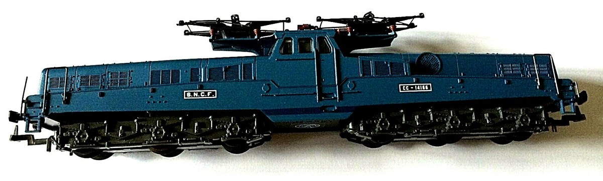 LIMA . LOCOMOTIVE CC 7140 REF 8029 HO