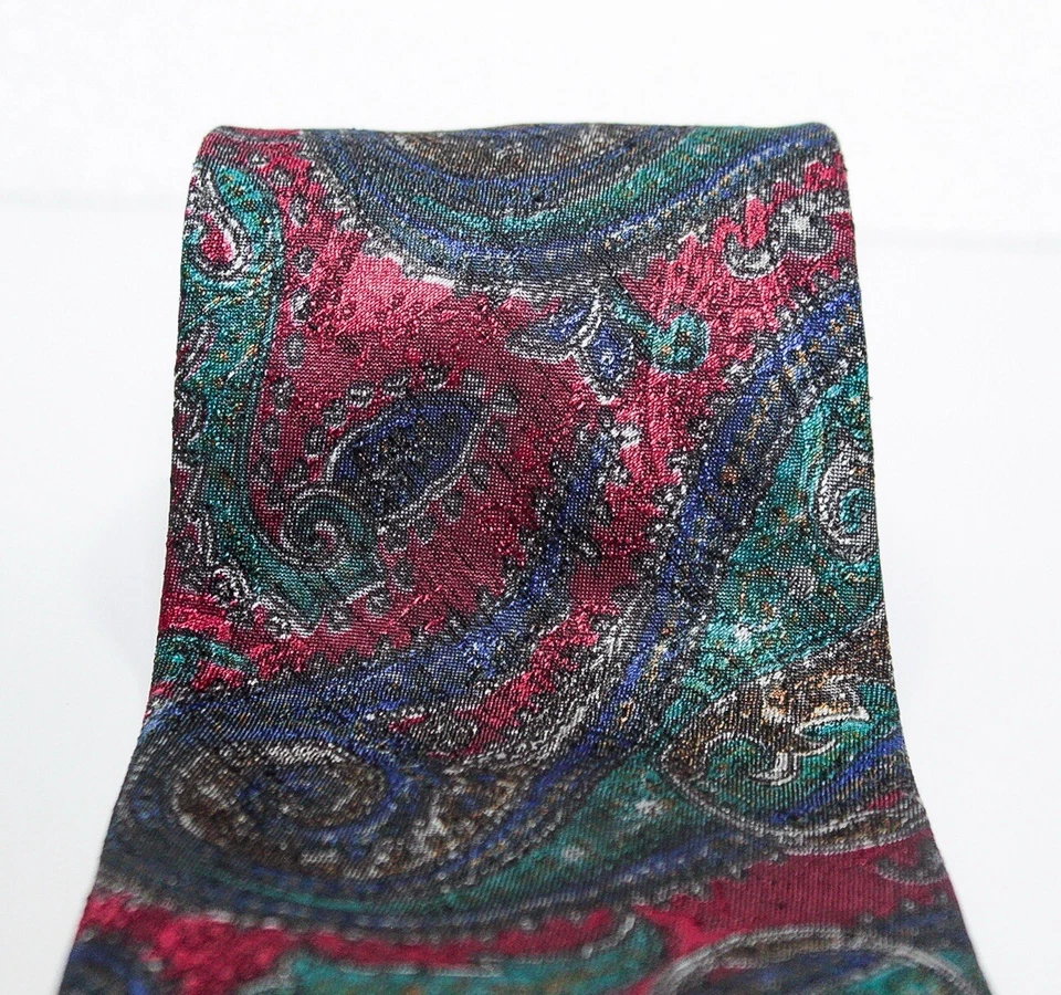 WEMBLEY Corbata Hombre Vintage Borgoña Cachemira 100% Poliéster Hecha en EE. UU. Foto 2 de 4