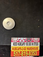 1997-2000 Buick Park Avenue Silver Center Cap 9592340 Used Original All Clips