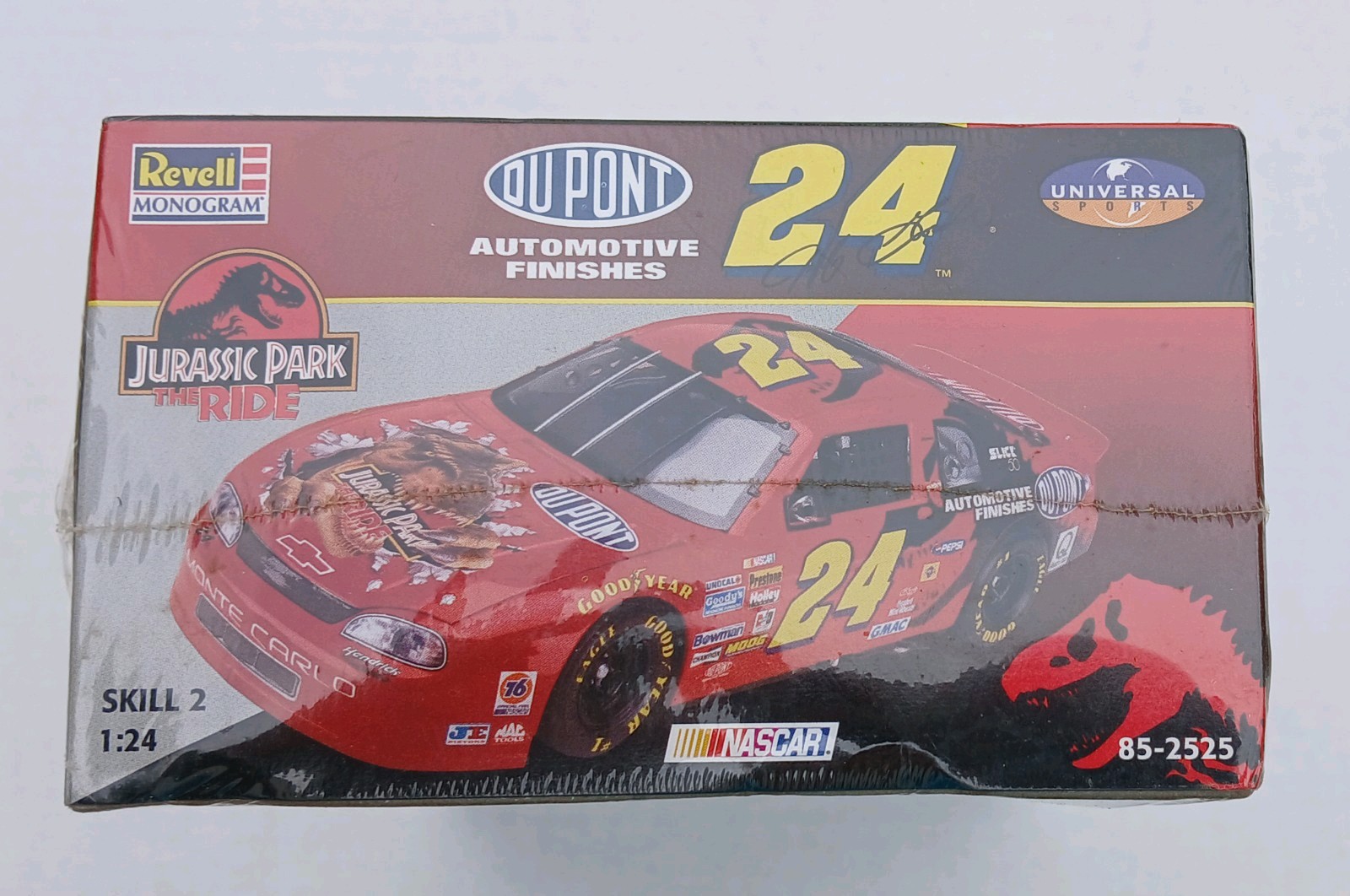 1997 Revell Monogram Jeff Gordon 24 Jurassic Park Chevy Monte Carlo Model Car Kit