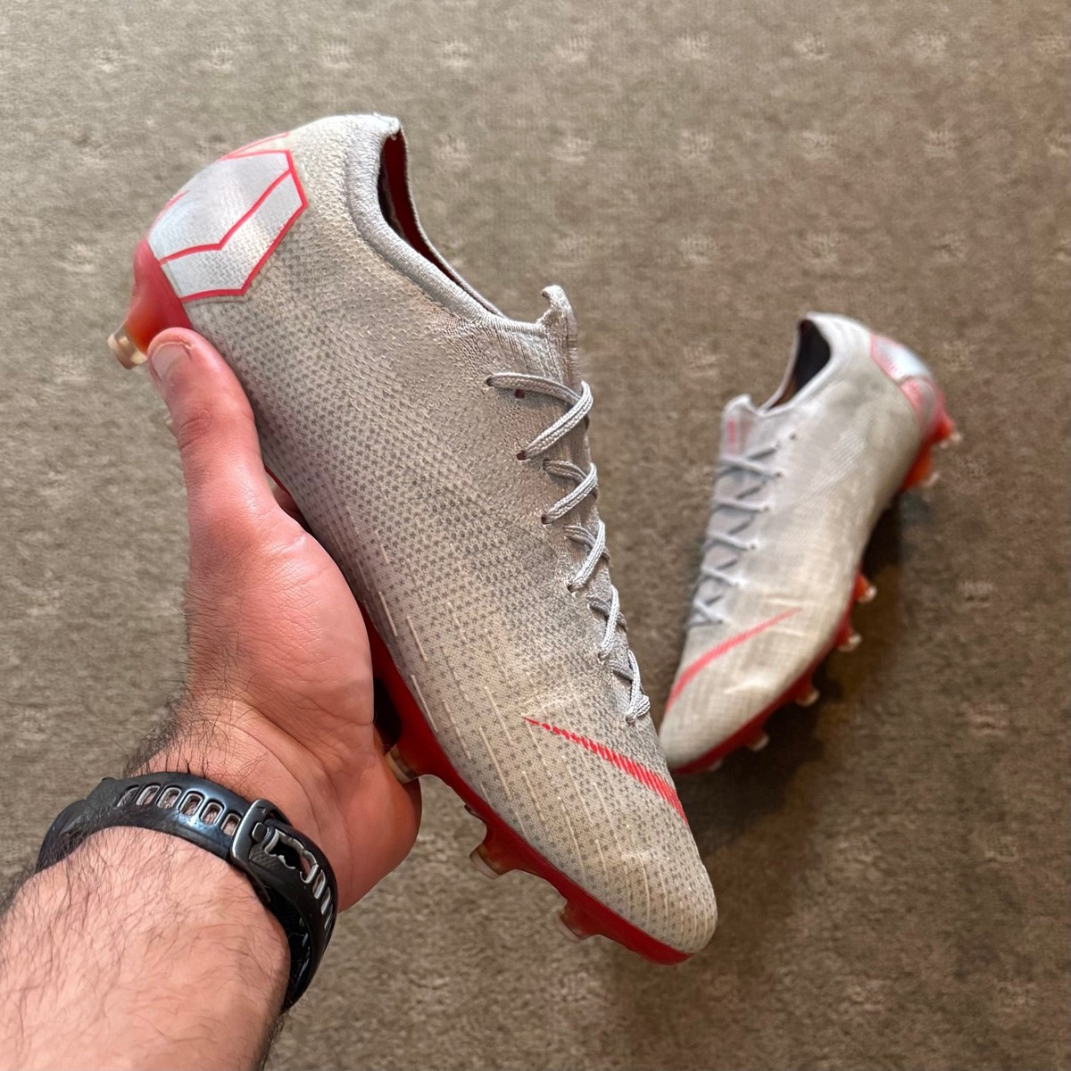 Nike Mercurial Vapor 12 Elite AG - US 9.5 / UK 8.5 / EU 43 — product photo 1 of 4