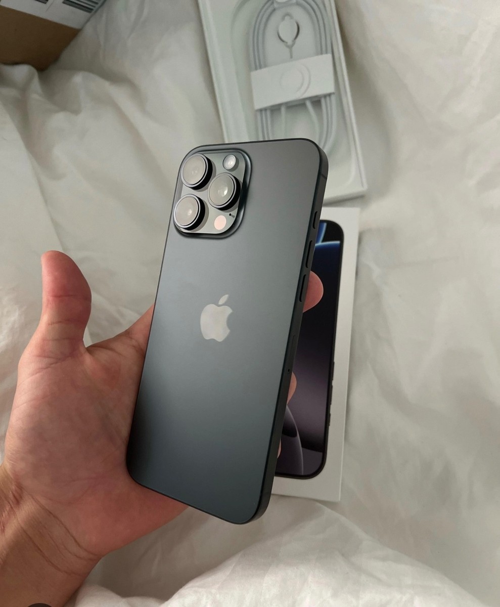 Apple iPhone 15 Pro Max 512GB もっち様 Apple iPhone 15 Pro Max 512GB цена от 994.00 € | Kaina24.lt