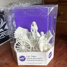Wilton Just Married Cake Topper Wedding Bride Groom Carriage New in Box