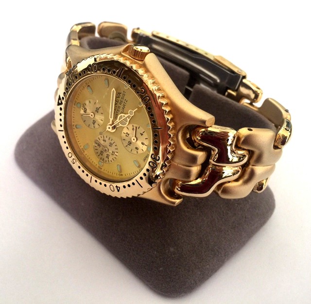 GENEVA QUARTZ WRIST WATCH RUNS NEW BATTERY GOLD TONE YELLOW DIAL JAPAN