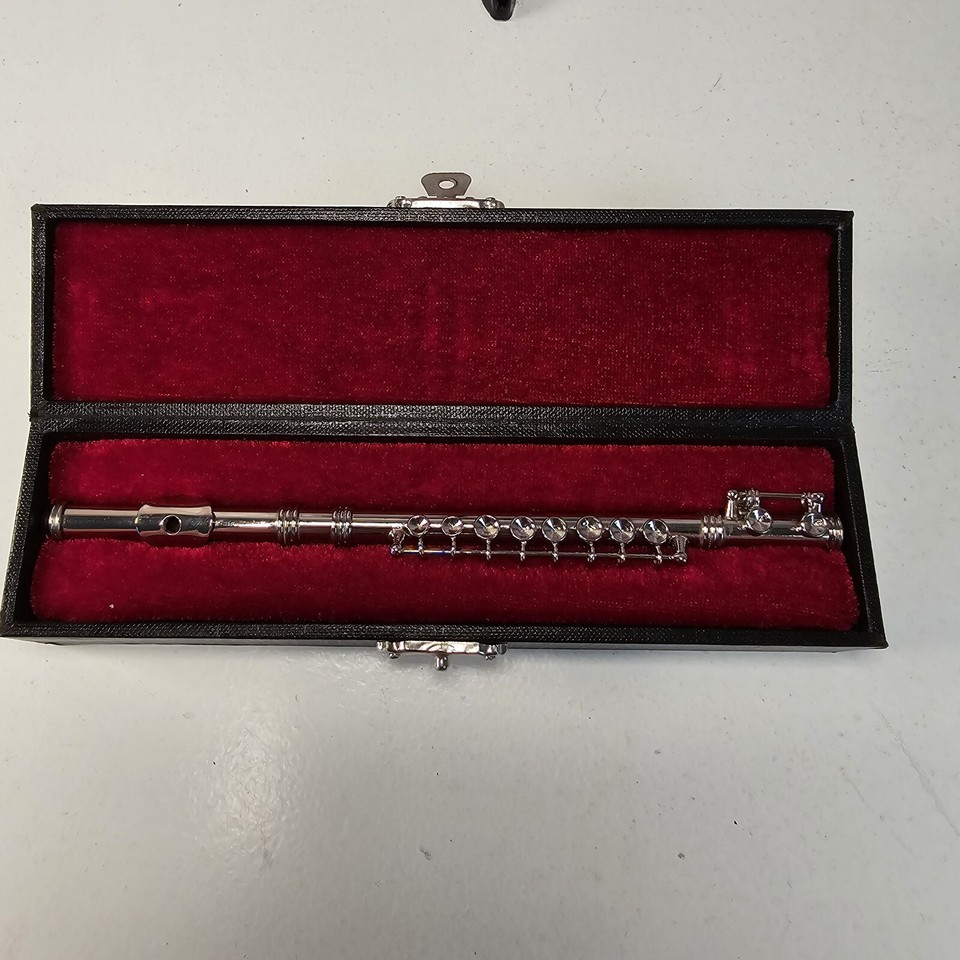 American Girl Flute Set With Music Stand *Read Description* eBay