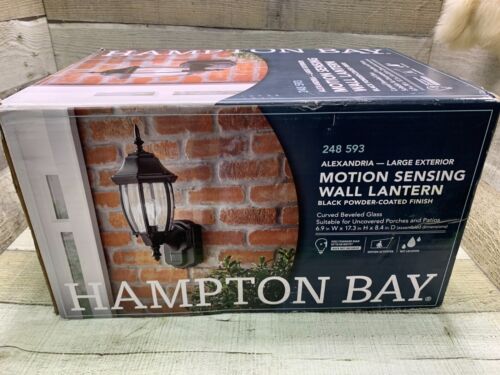 Hampton Bay HBI-4192-WH Alexandria 17.3” 1-Light Motion Sensor Wall Sconce Black - Picture 1 of 11