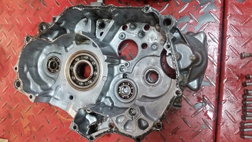 HONDA TRX 350 FOURTRAX ENGINE CRANKCASE MOTOR HOUSING OEM 11100-HA7-650 - Picture 7 of 12