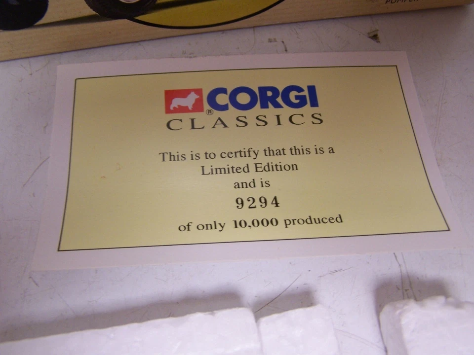 USED Corgi 98486 , Paxtonia Fire CO Mack B Series Fire Truck, Read Description - Image 3 of 4