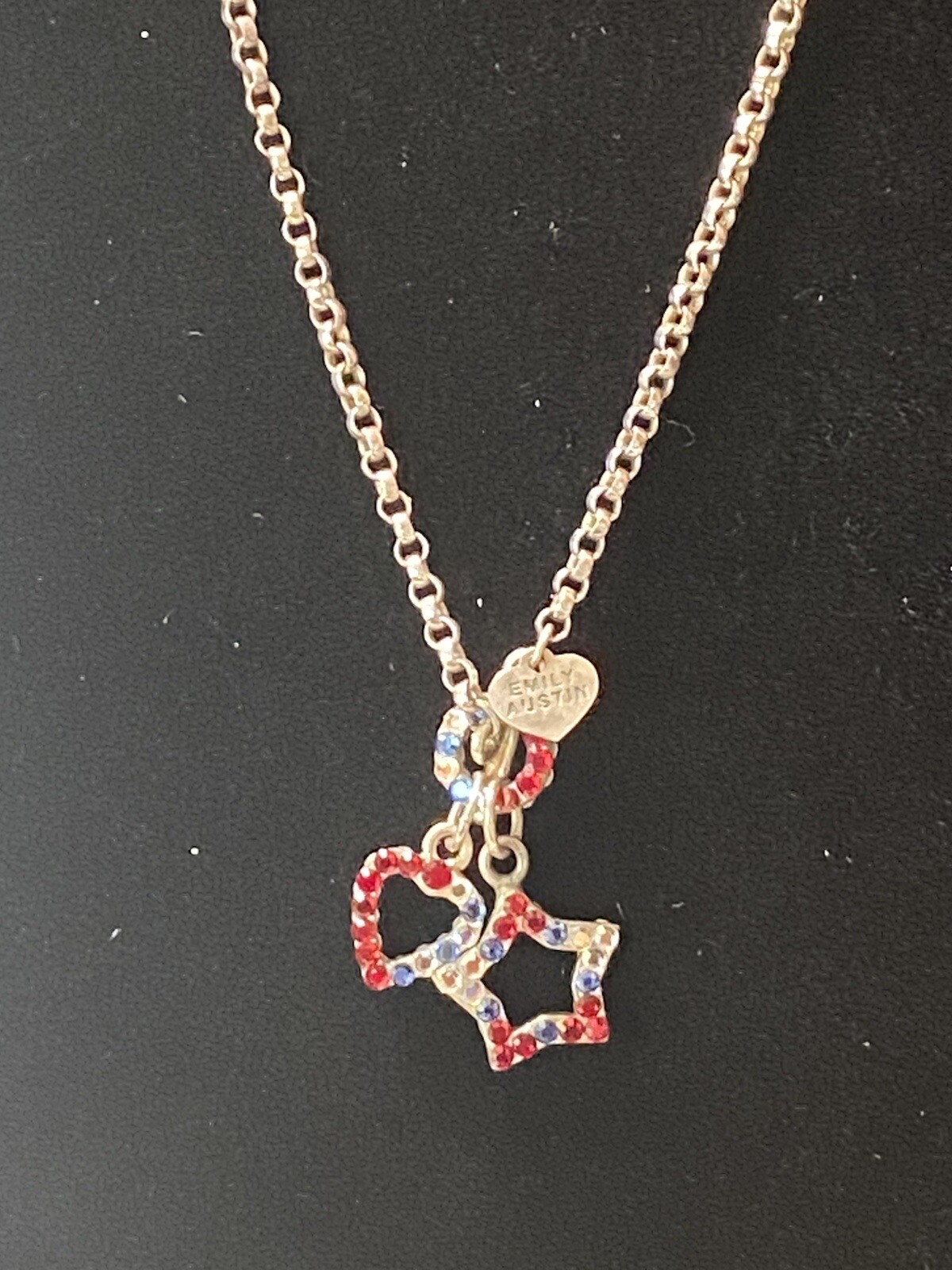 Picture 2 of 4