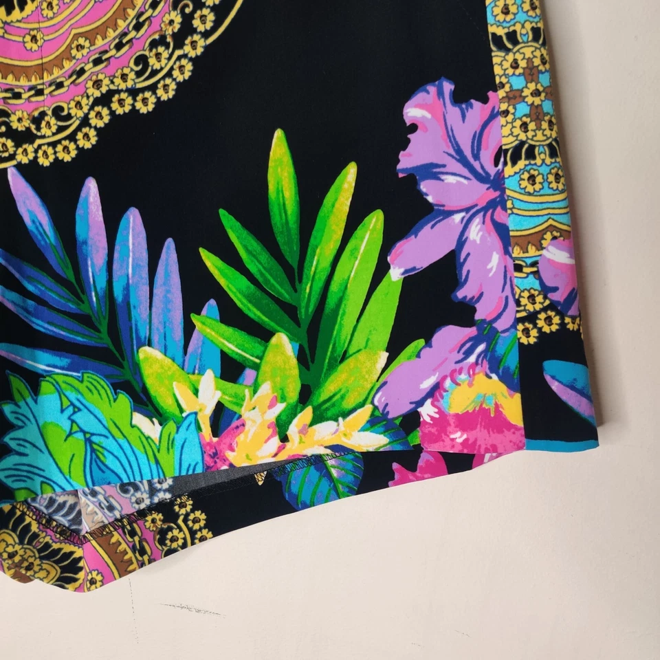 Pantalones Cortos Jennifer Lopez Talla 14 Negro Tropical Floral Estilo Miami Bolsillos Foto 4 de 4